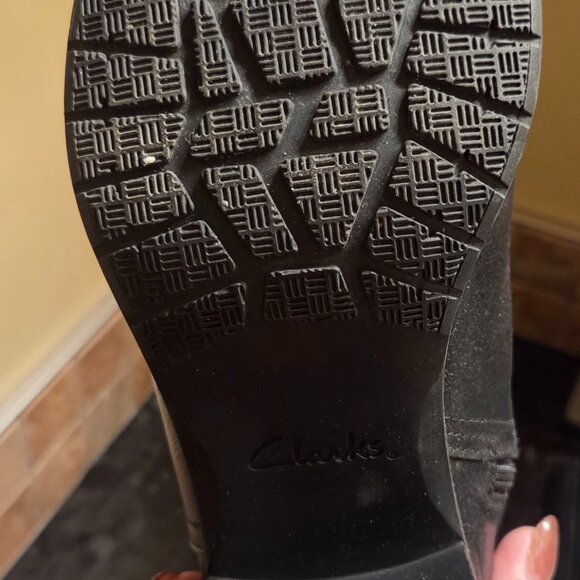 Clarks Collection - Hollis Moon! - Picture 6 of 6